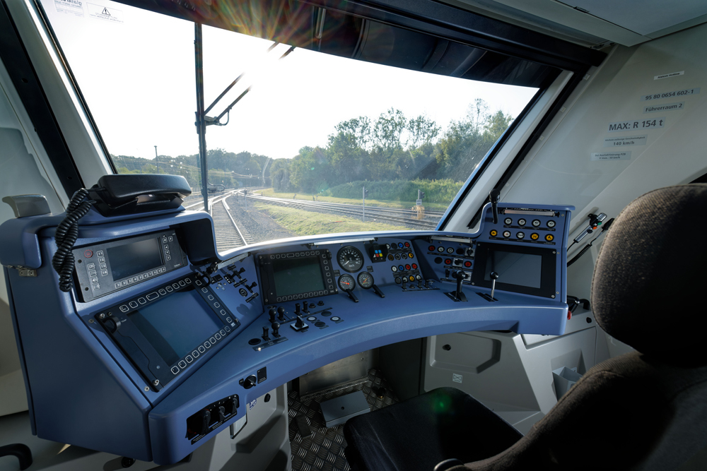 Tableau de bord d'un train propulsé à l'hydrogène Coralia iLint d’Alstom