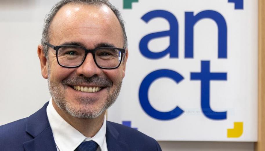 Stanislas Bourron est directeur général de l’Agence nationale de cohésion des territoires depuis décembre 2022. Photo Hugues-Marie Duclos – ANCT – Régions Magazine