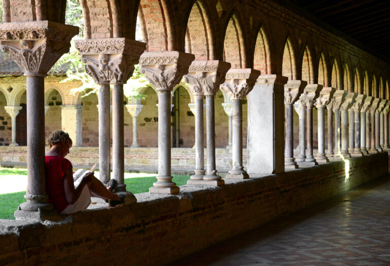 Le cloître de l’abbaye de Moissac (Tarn-et-Garonne) très prisé des pèlerins. Photo GSO Patrice Thebault