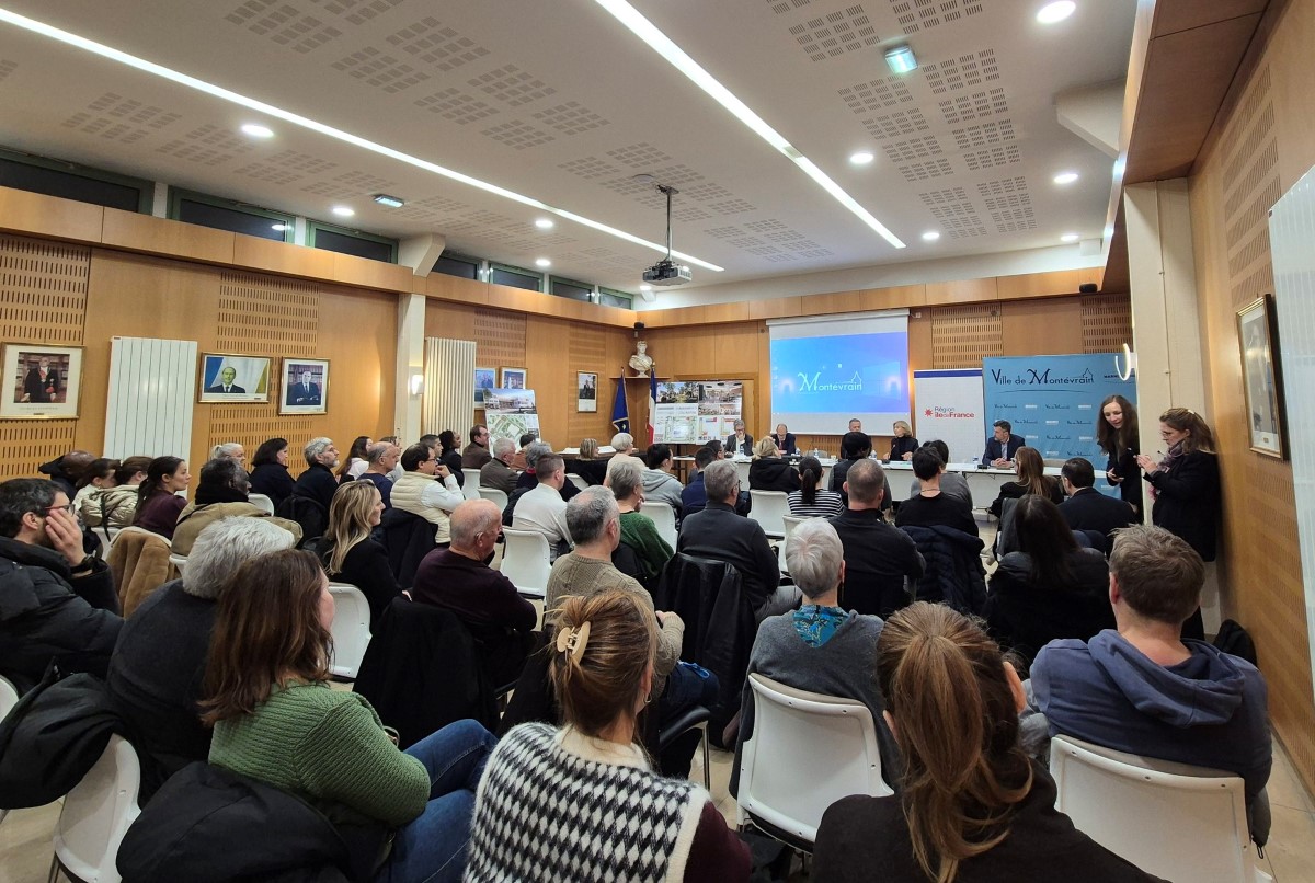 Beaucoup de monde lors de la présentation. Photo IDF.