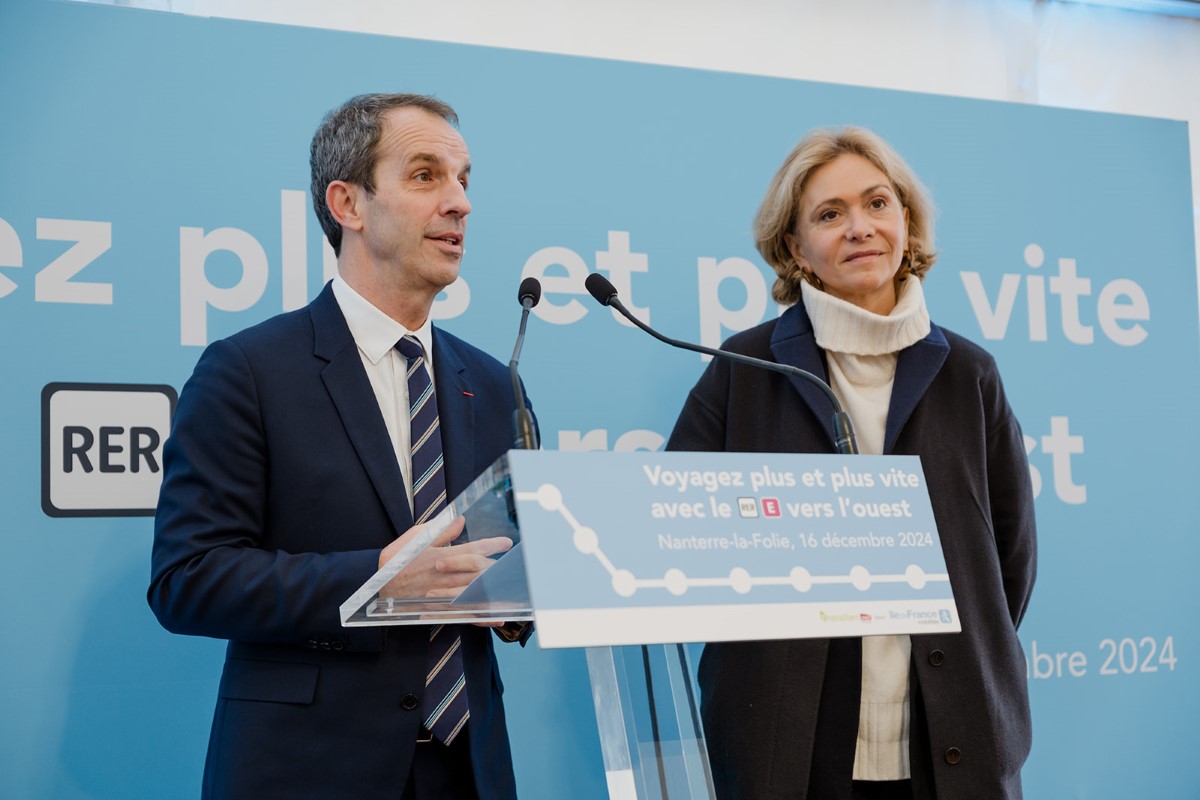 Valérie Pécresse, présidente de la région Île-de-France et d'Île-de-France Mobilités et Christophe Fanichet, président-directeur général de SNCF Voyageurs ont inauguré l'offre de transport complète du RER E prolongé vers Nanterre-la-Folie.