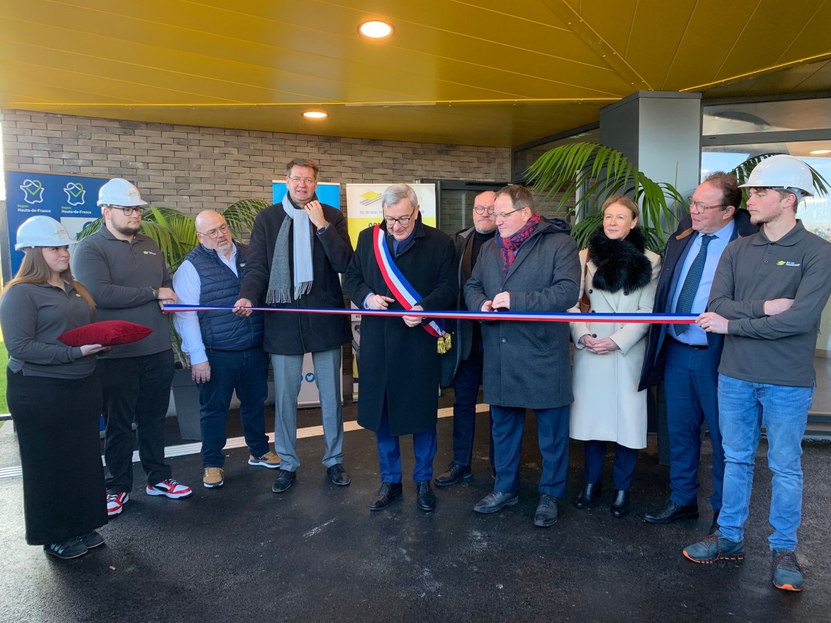On coupe le ruban inaugural. Photo Région HDF.