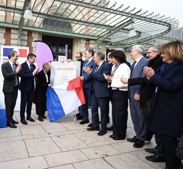 Un lancement officiel… et historique. Photo Regis CINTAS-FLORES Région Sud.