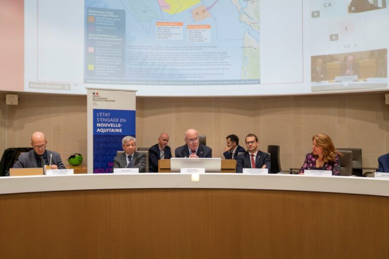 Présentation à l’Hôtel de Région à Bordeaux, des projets sur l’éolien marin. Photo Sébastien Blanquet-Rivière Région Nouvelle-Aquitaine.