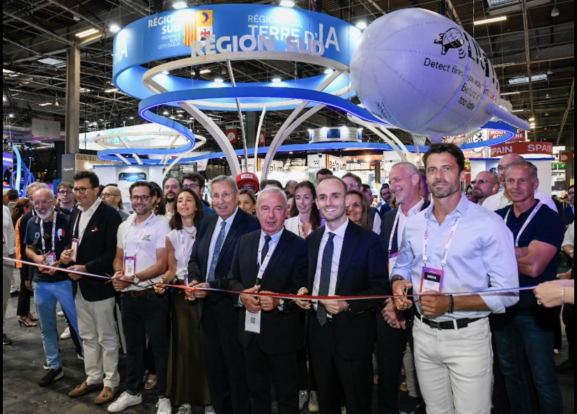 Inauguration du stand de la région Sud. Photo Claude Almodovar Région Sud.