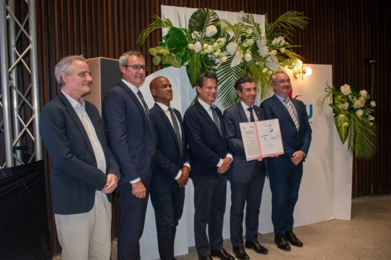Lancement du CHU de Guyane en présence du ministre Manuel Valls. Photo CHU.