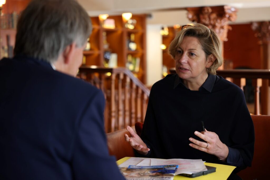 Nathalie Delattre a répondu aux questions de Régions Magazine. Photo Hugues-Marie Duclos Régions Magazine