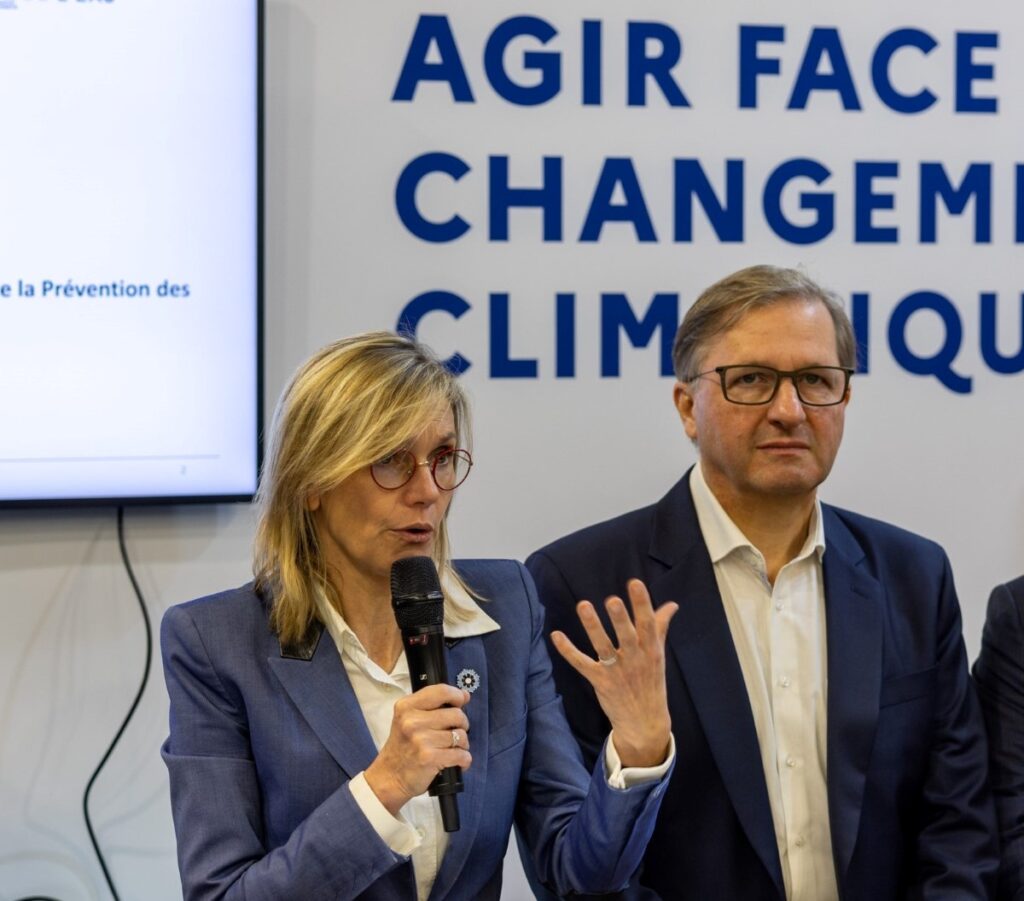 Au dernier Salon des Maires, la ministre de la Transition écologique en compagnie de Sylvain Waserman (PDG de l’ADEME). Photo Hugues Marie-Duclos Régions Magazine.