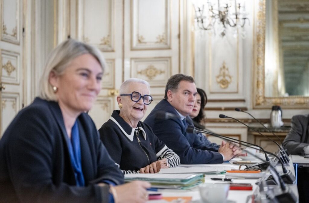 Le gouvernement était représenté par quatre ministres : outre Françoise Gatel, Vincent Jeanbrun (ministre de la Ville et du logement), Philippe Tabarot (Transports) et Stéphanie Rist (Santé). Photo ministère de la Décentralisation.