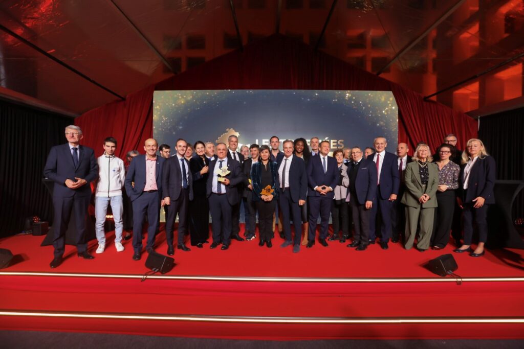 La photo de famille des lauréats. Photo Jean-Charles Verchère Région Sud.