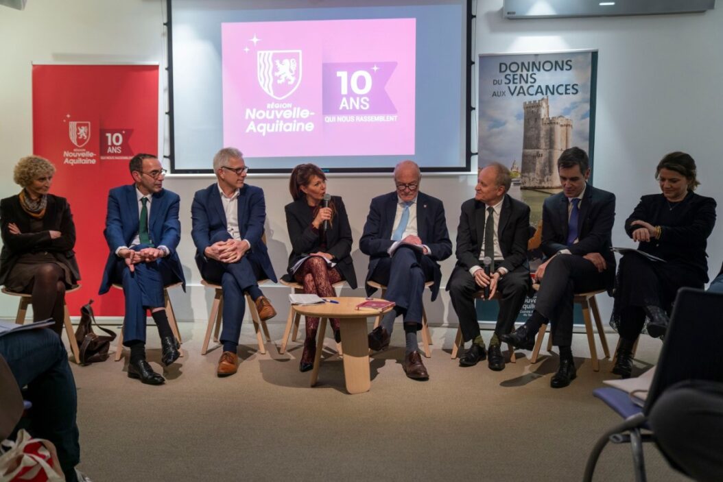 Présentation de l’année par la présidente du Comité régional de Tourisme de Nouvelle-Aquitaine, Christelle Chassagne, aux côtés du président de région Alain Rousset.