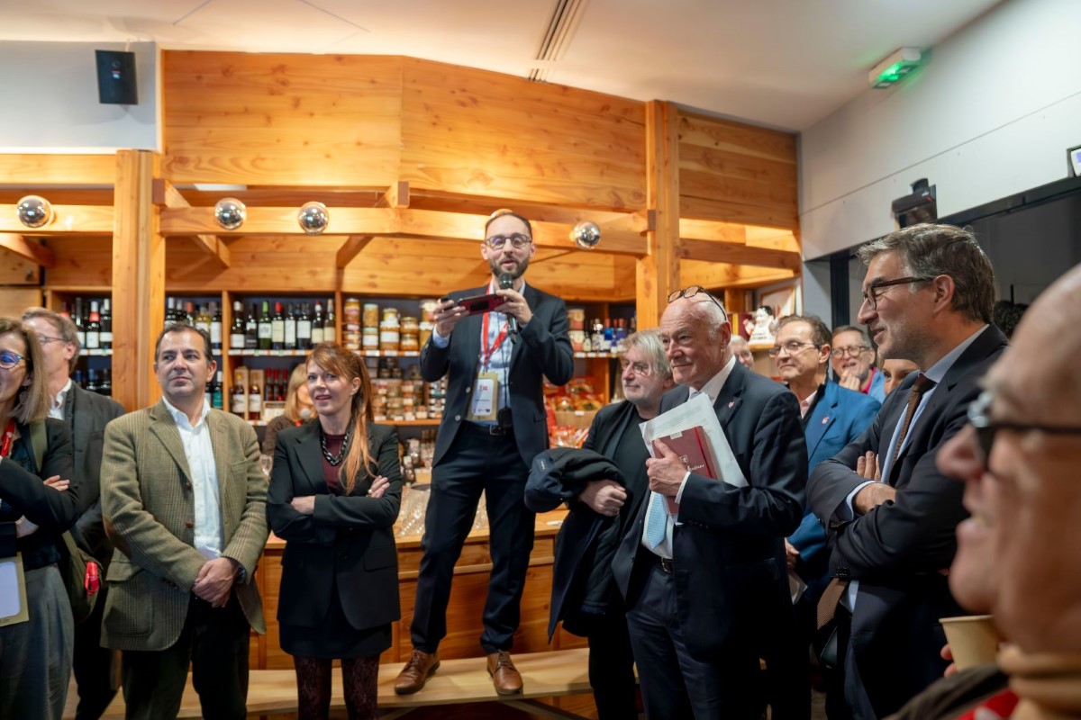 La soirée s’est poursuivie autour de jeux portant sur l’histoire et la géographie de la Région Nouvelle-Aquitaine.Photo Région N-A.