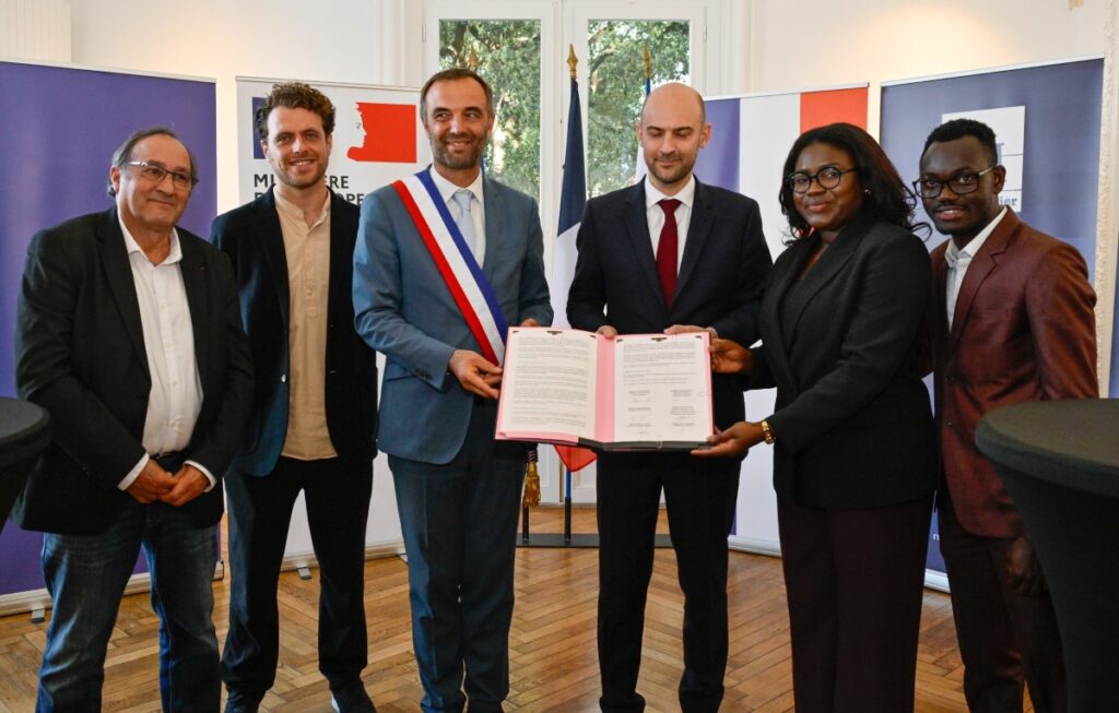 Le ministre et le maire de Montpellier ont présenté la Charte. Photo Christophe Ruiz Ville de Montpellier