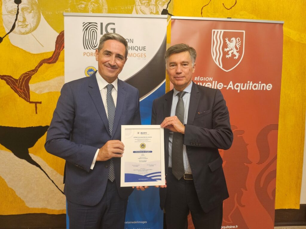 Cérémonie de remise de l'IGP porcelaine de Limoges, en présence d’Alain Rousset, président de la Région Nouvelle-Aquitaine. ©INPI