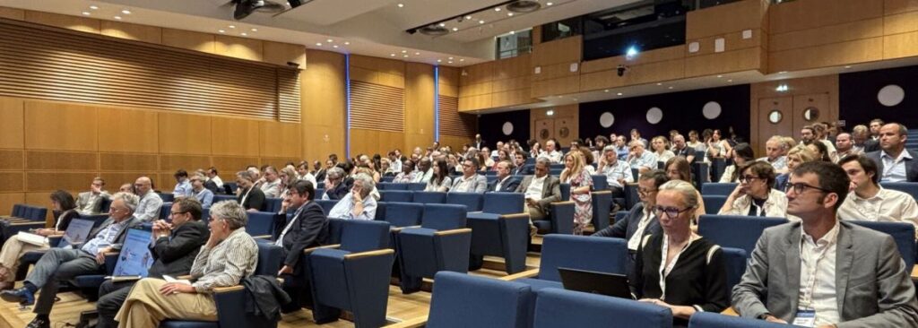 Plus de 130 élus, experts financiers et acteurs institutionnels ont assisté à la présentation du baromètre. Photo AFL