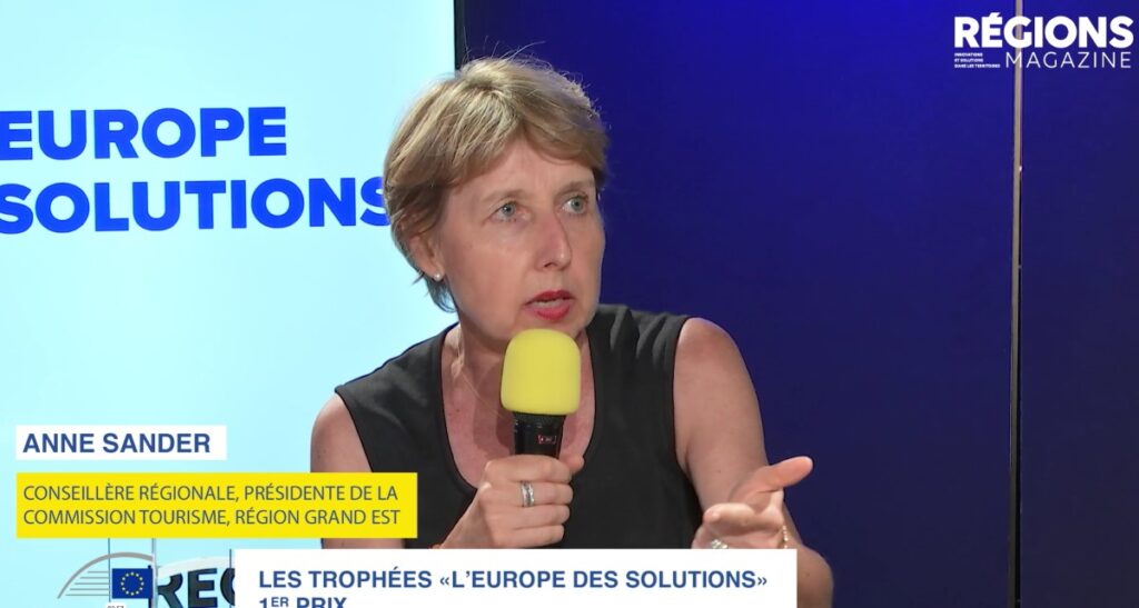 Anne Sander, conseillère régionale et présidente de la commission Tourisme à la Région Grand Est, a reçu le Trophée dans la catégorie “Développement des PME”.
