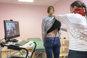 Les consultations de télémédecine se font toujours en présence d’un professionnel.