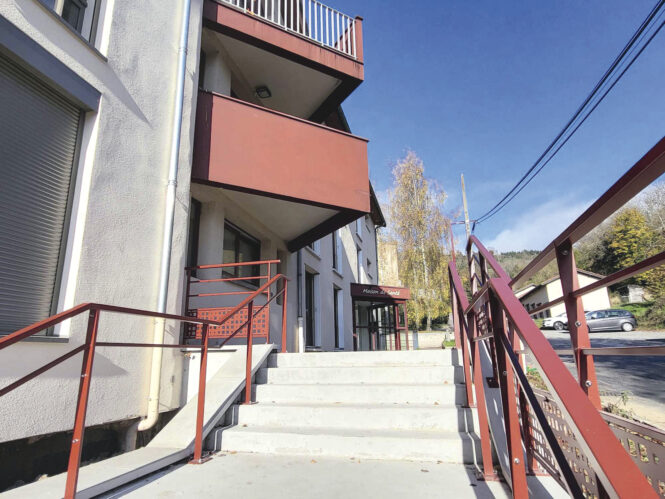 Les maisons de santé fleurissent et accueillent de jeunes médecins. 