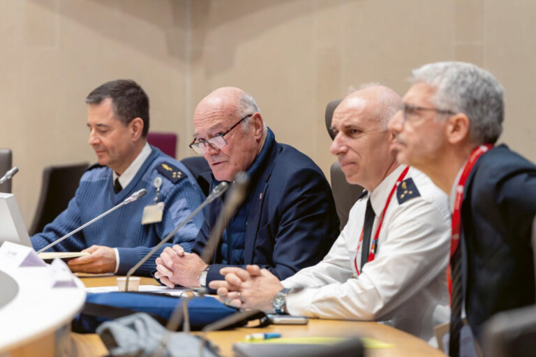Le 10 mars, un « séminaire d’interconnaissance» entre le CTAAE (Commandement territorial de l’Armée de l’Air et de l’Espace) et la Région Nouvelle Aquitaine s’est tenu à l’Hôtel de Région en présence du président Alain Rousset.